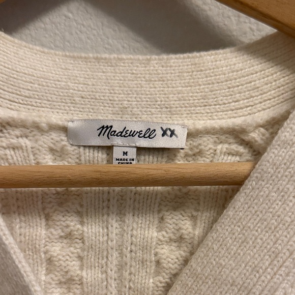Madewell Cropped Cable Knit Sweater - 55% Wool - Picture 5 of 7